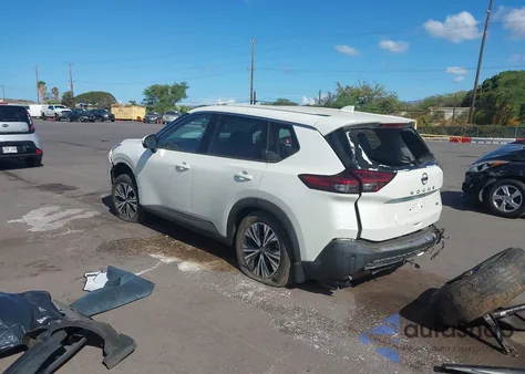 2021 Nissan Rogue Sv Fwd z USA, uszkodzony, nr VIN 5N1AT3BA7MC824760